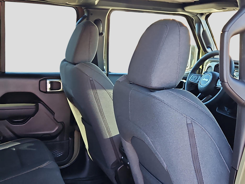 Thumbnail: 2026 Jeep Wrangler - 20