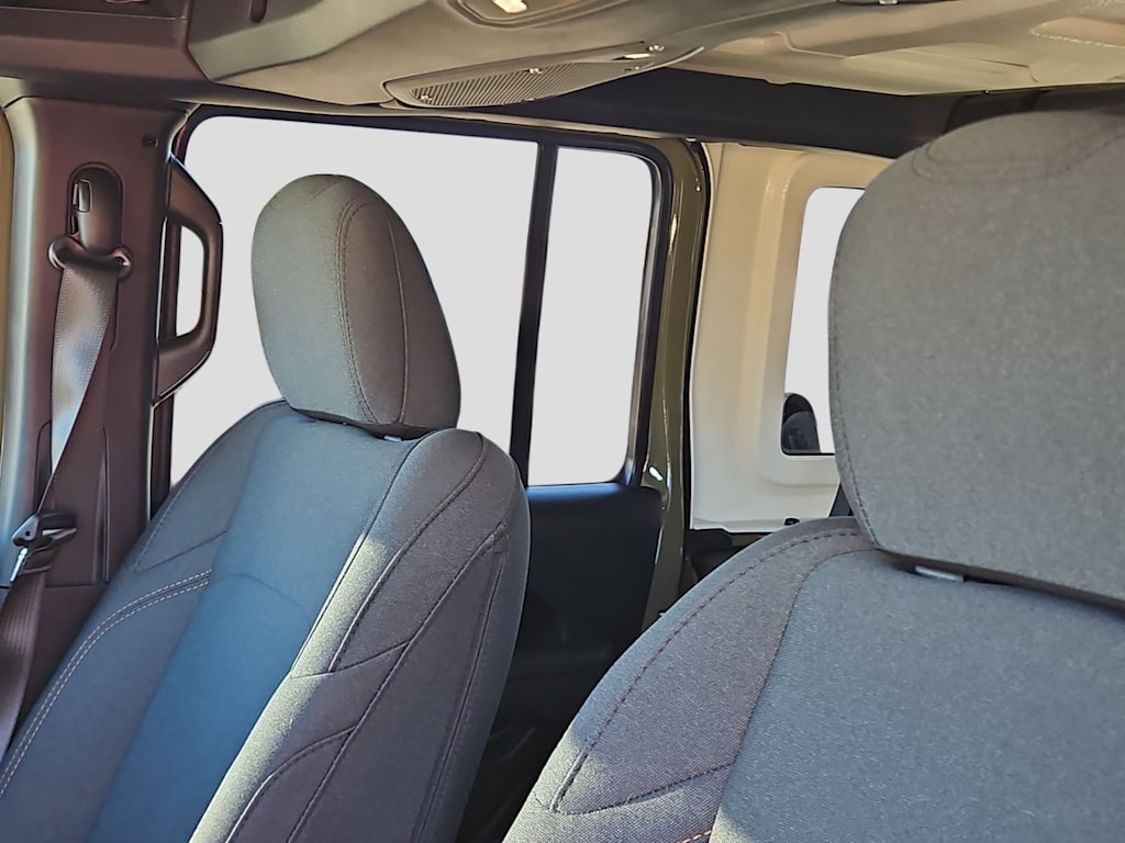 Thumbnail: 2026 Jeep Wrangler - 9