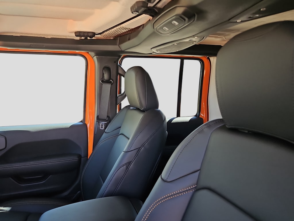 Thumbnail: 2025 Jeep Wrangler - 11