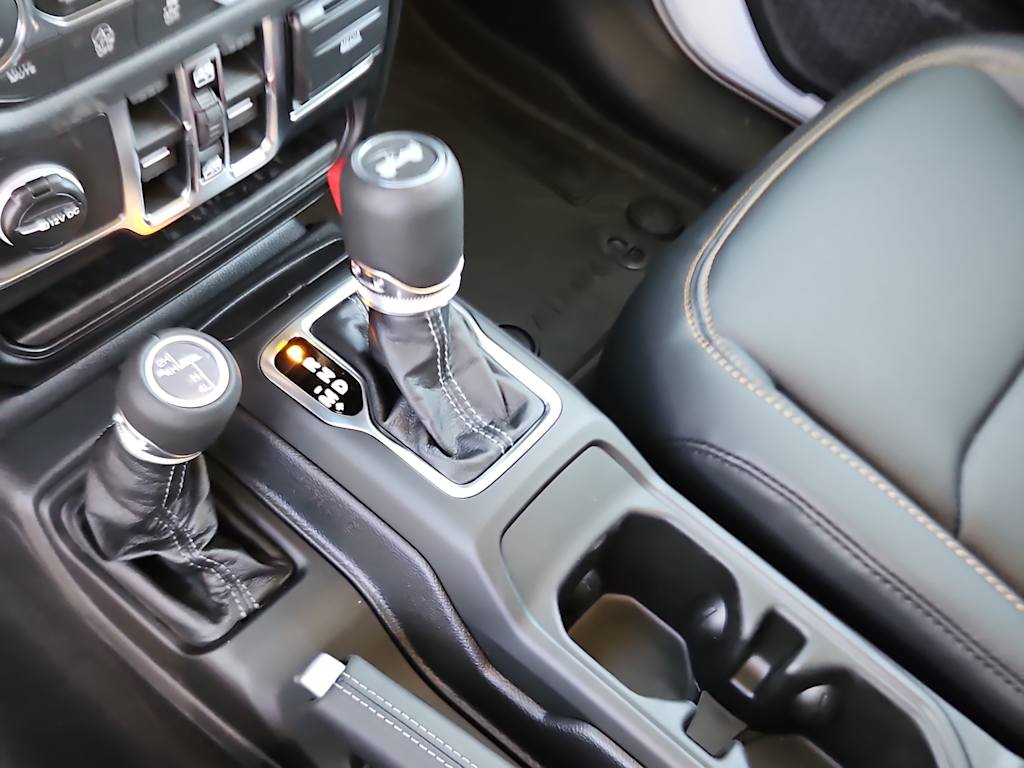 Thumbnail: 2026 Jeep Wrangler - 12