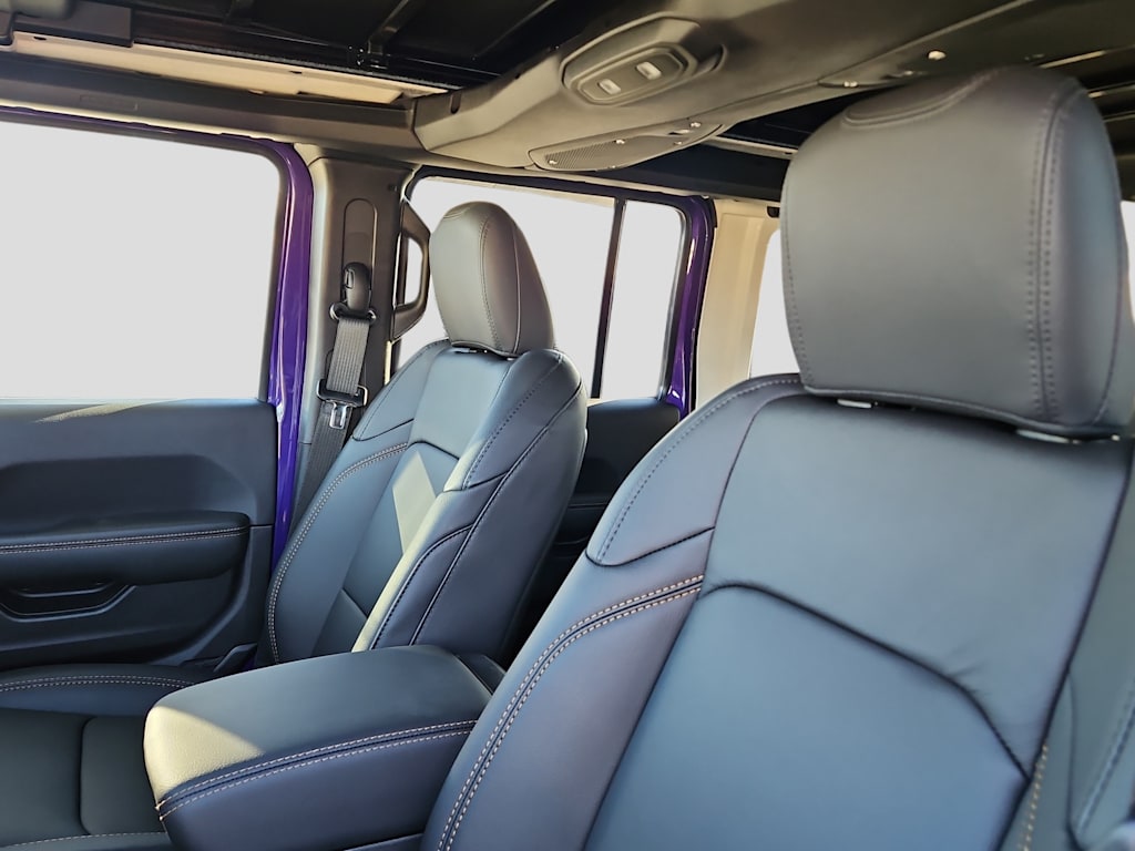 Thumbnail: 2026 Jeep Wrangler - 10