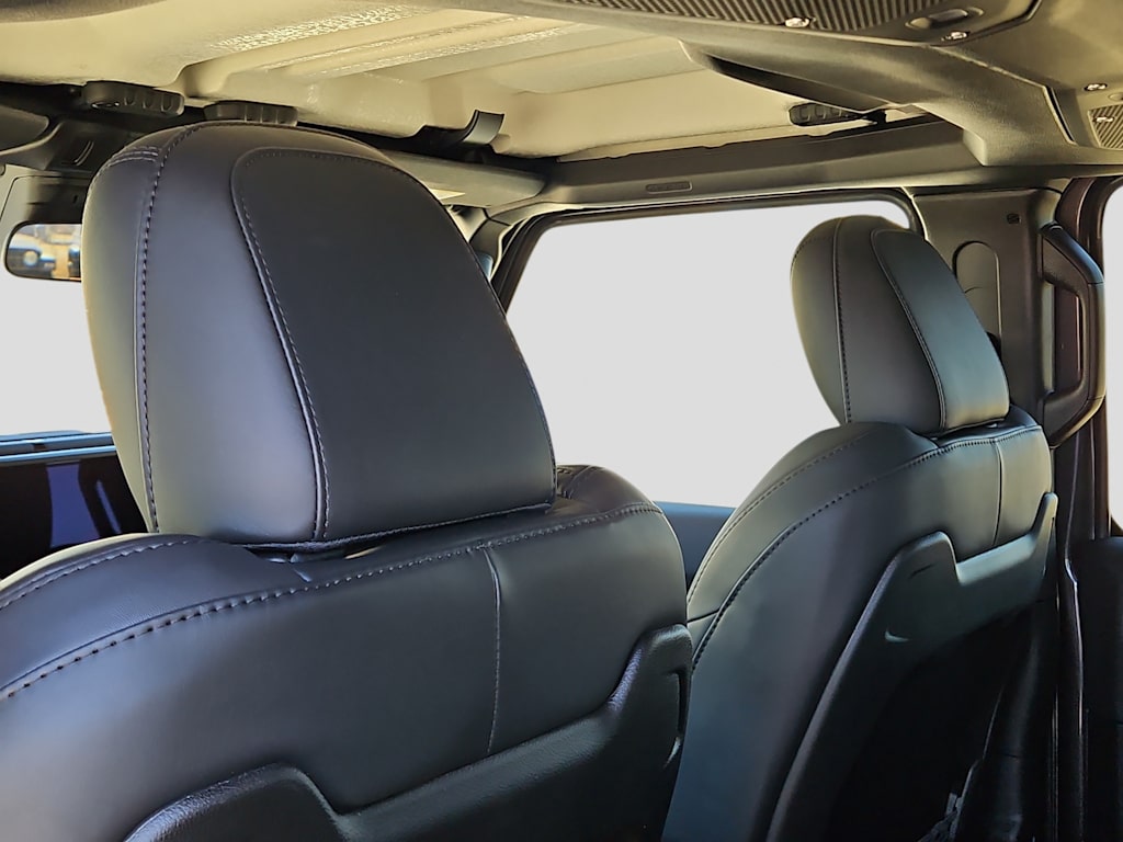 Thumbnail: 2026 Jeep Wrangler - 9