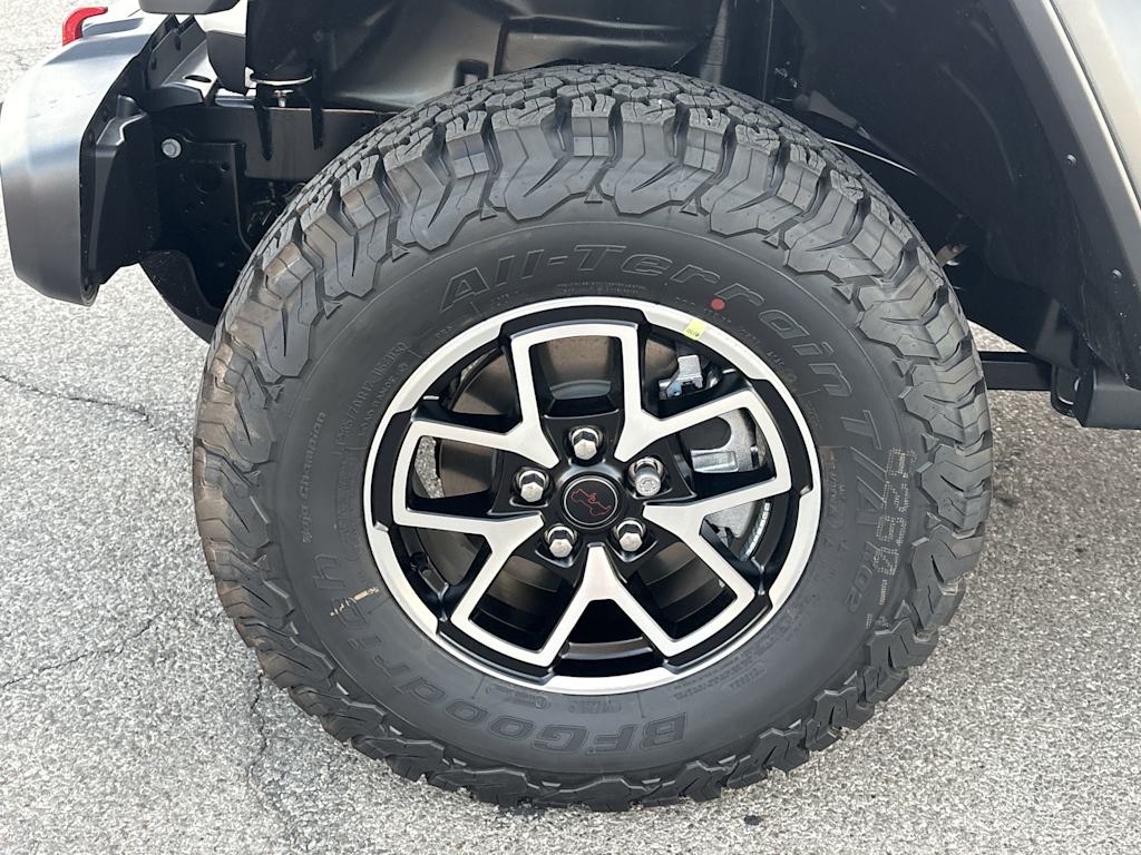 Thumbnail: 2025 Jeep Wrangler - 8