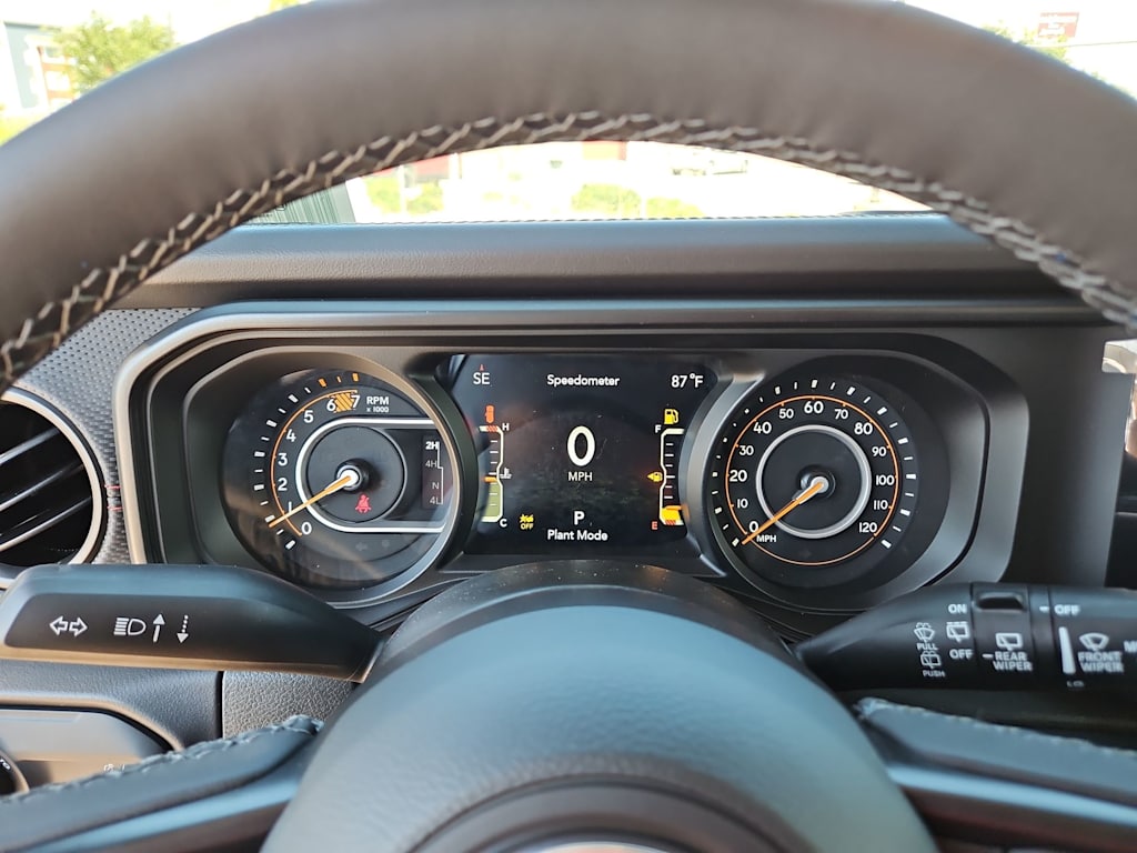 Thumbnail: 2025 Jeep Wrangler - 15