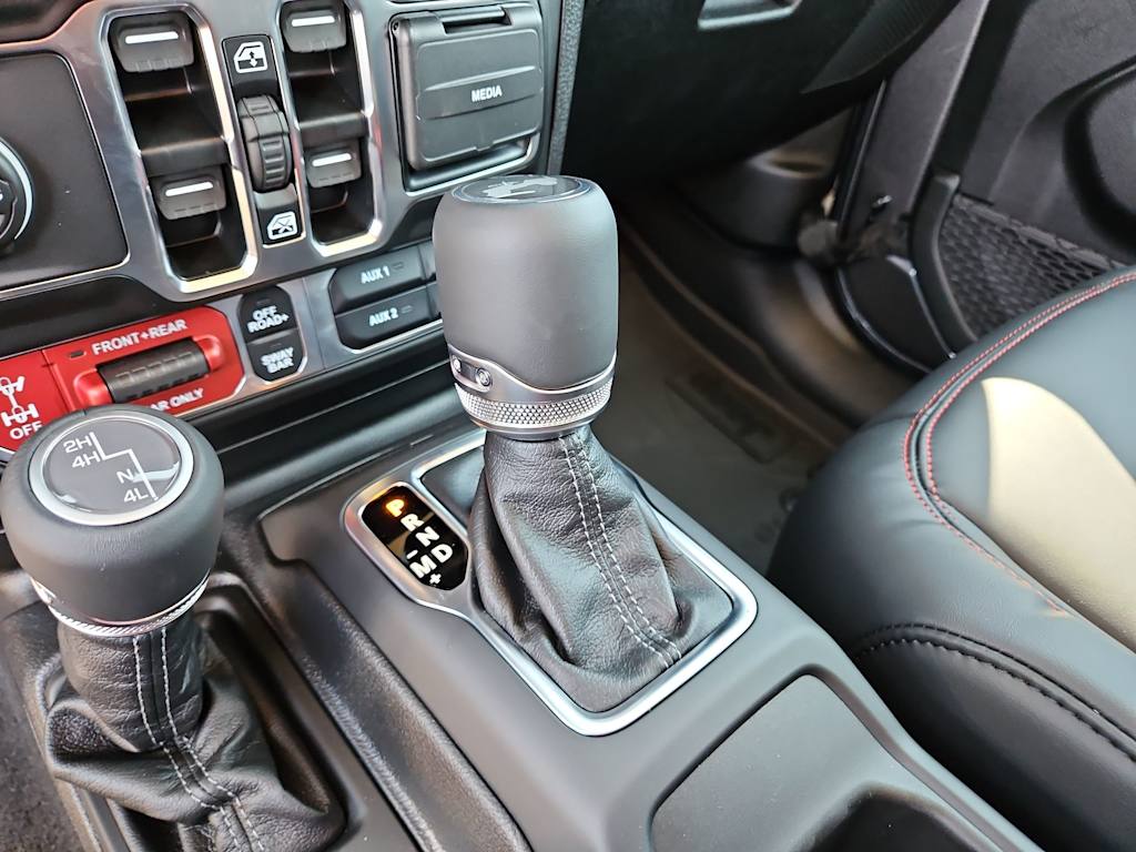 Thumbnail: 2025 Jeep Wrangler - 27