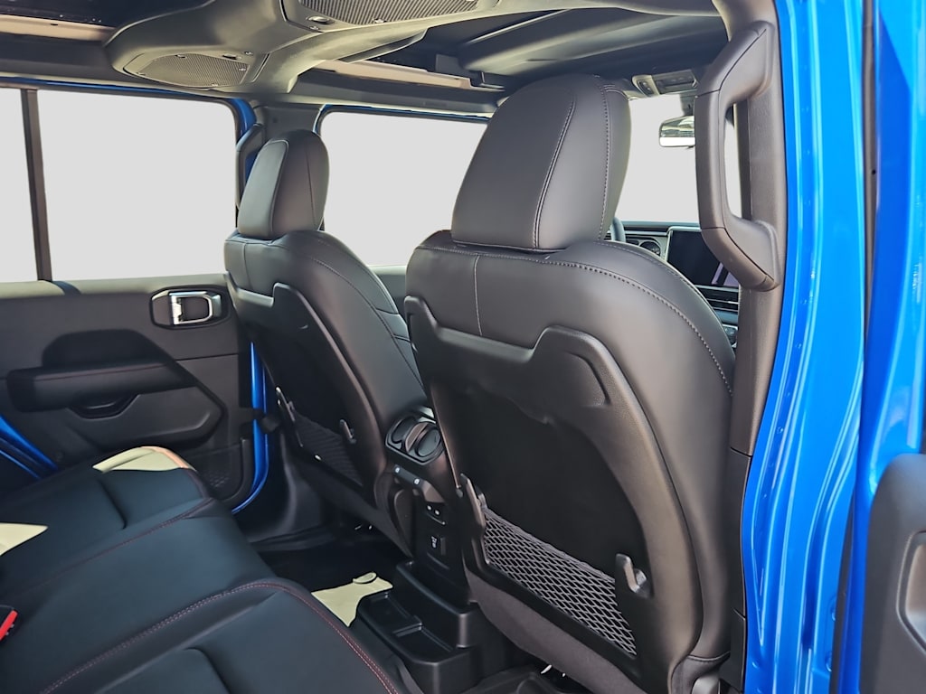 Thumbnail: 2025 Jeep Wrangler - 21