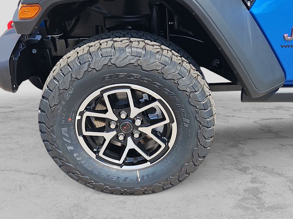 Thumbnail: 2025 Jeep Wrangler - 6