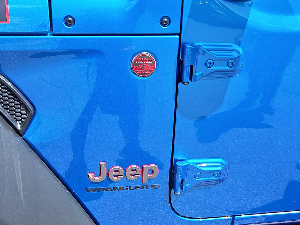 Thumbnail: 2025 Jeep Wrangler - 18