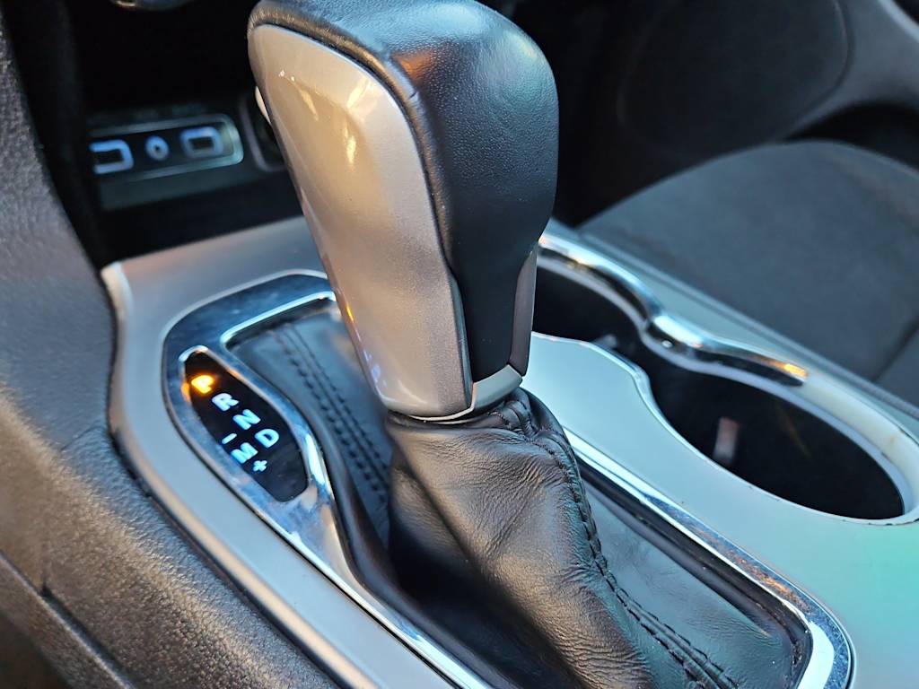 Thumbnail: 2021 Jeep Grand Cherokee - 24