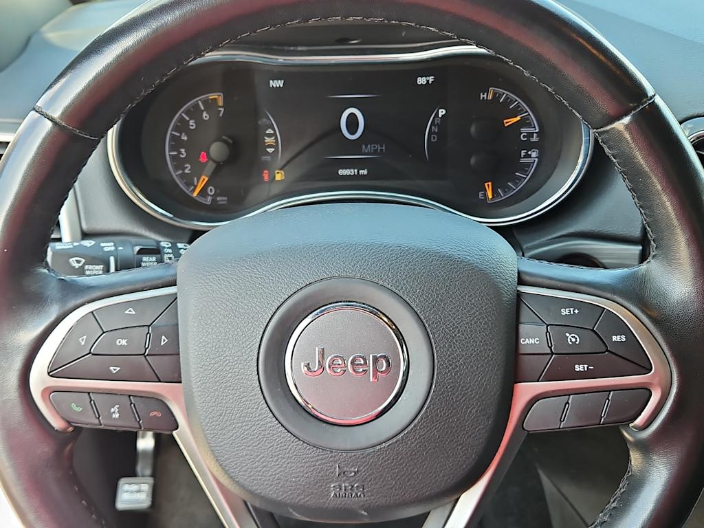 Thumbnail: 2022 Jeep Grand Cherokee - 24