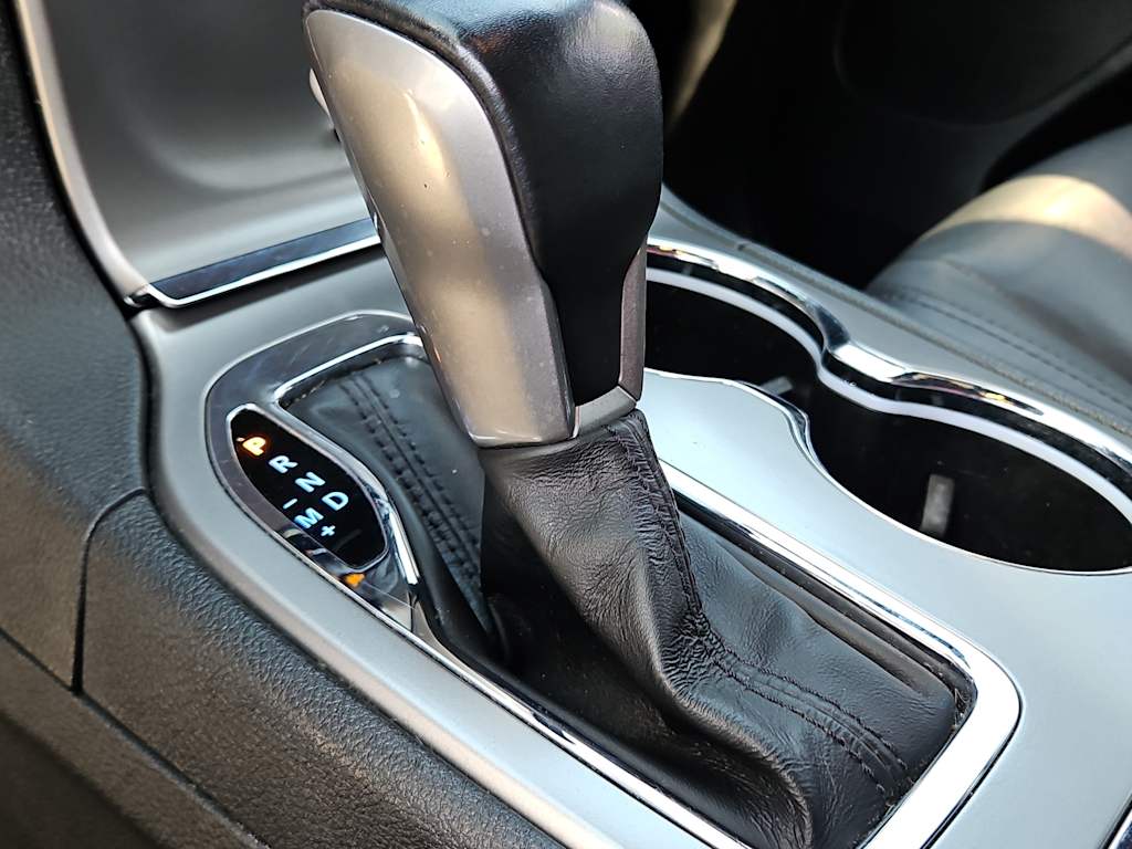 Thumbnail: 2022 Jeep Grand Cherokee - 25