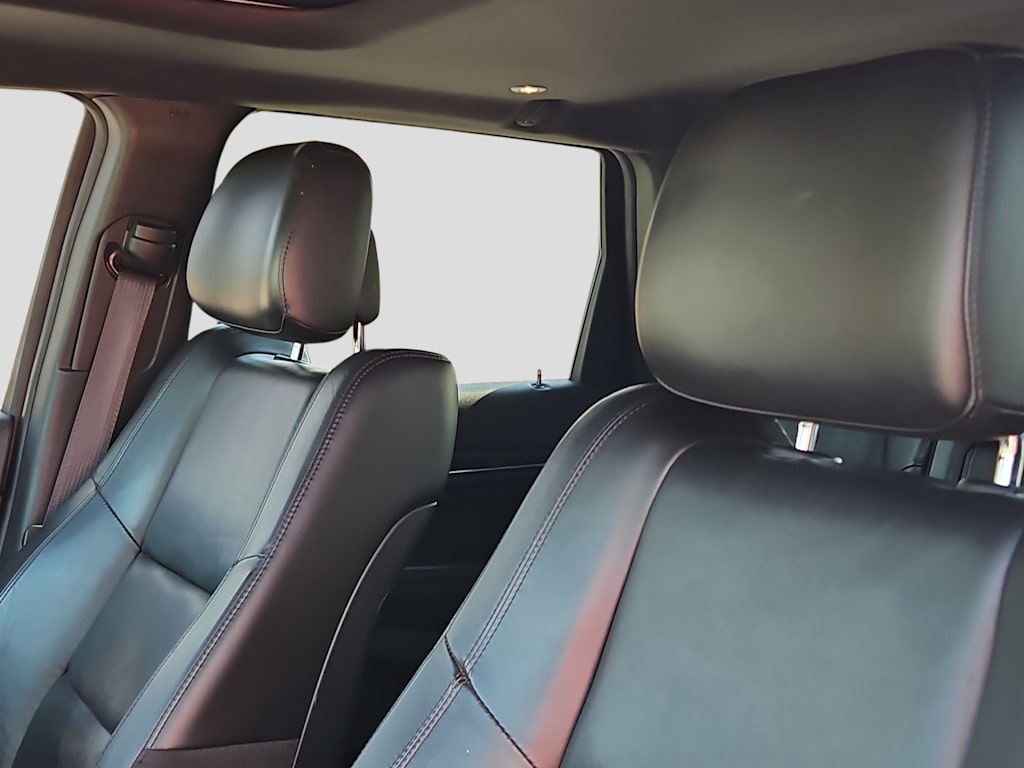 Thumbnail: 2022 Jeep Grand Cherokee - 11