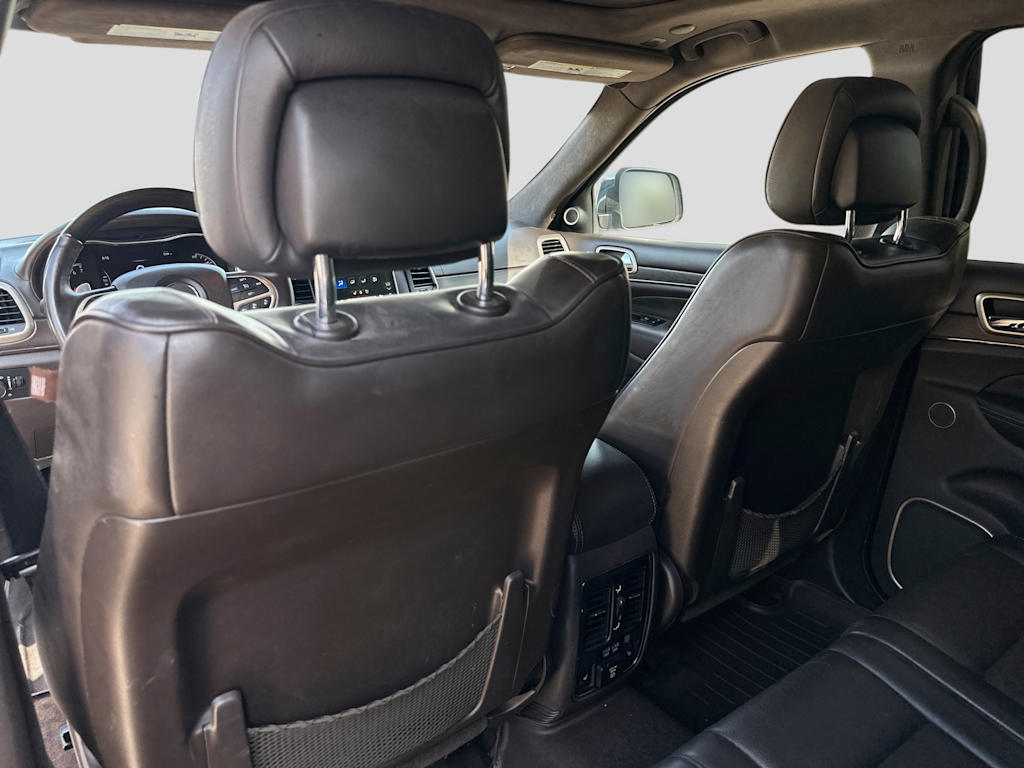 Thumbnail: 2017 Jeep Grand Cherokee - 25