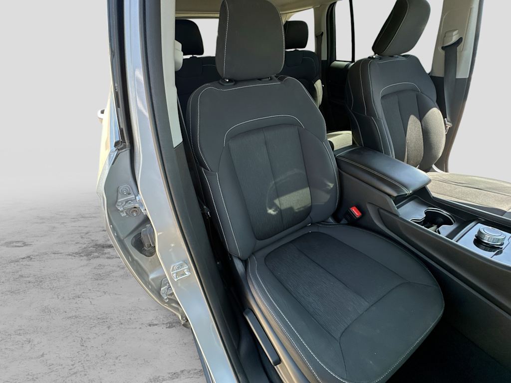 Thumbnail: 2024 Jeep Grand Cherokee - 27