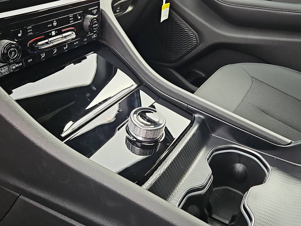 Thumbnail: 2026 Jeep Grand Cherokee - 13