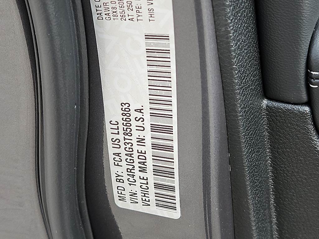 Thumbnail: 2026 Jeep Grand Cherokee - 16