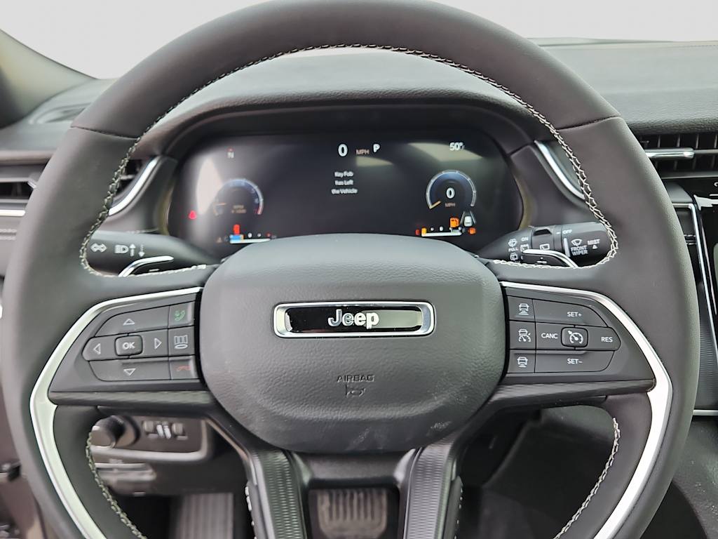 Thumbnail: 2026 Jeep Grand Cherokee - 24