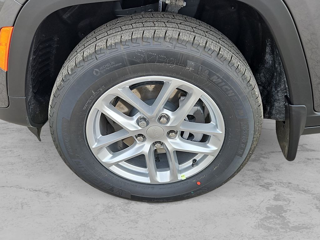 Thumbnail: 2026 Jeep Grand Cherokee - 8