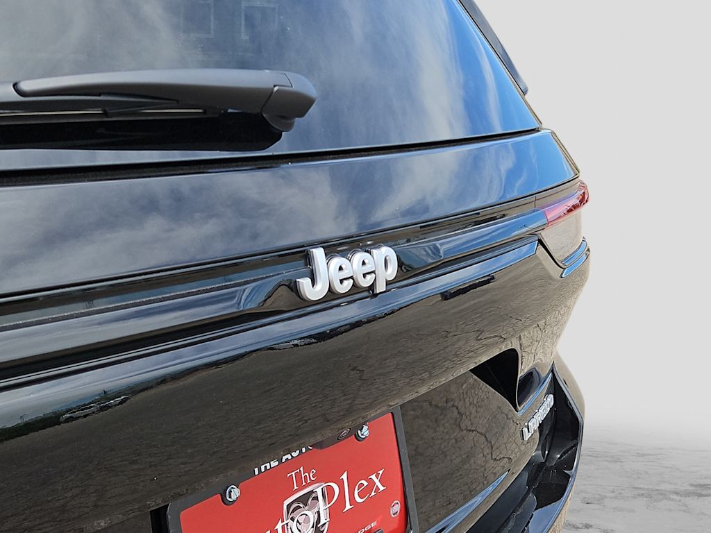 Thumbnail: 2026 Jeep Grand Cherokee - 7