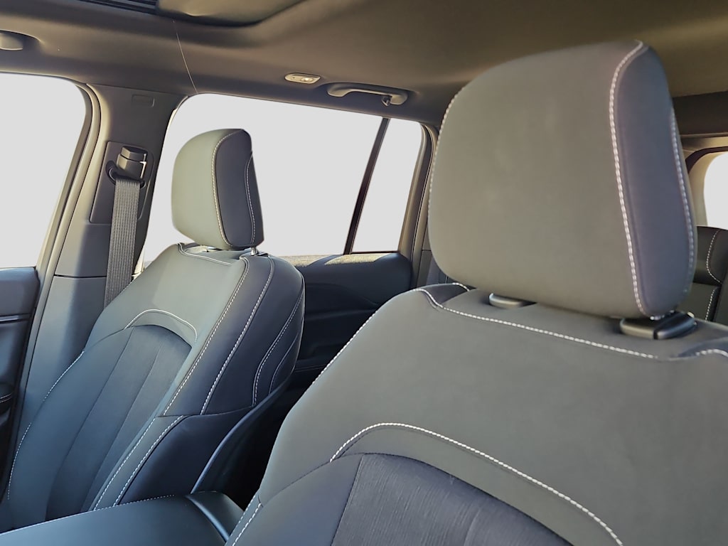 Thumbnail: 2026 Jeep Grand Cherokee - 10