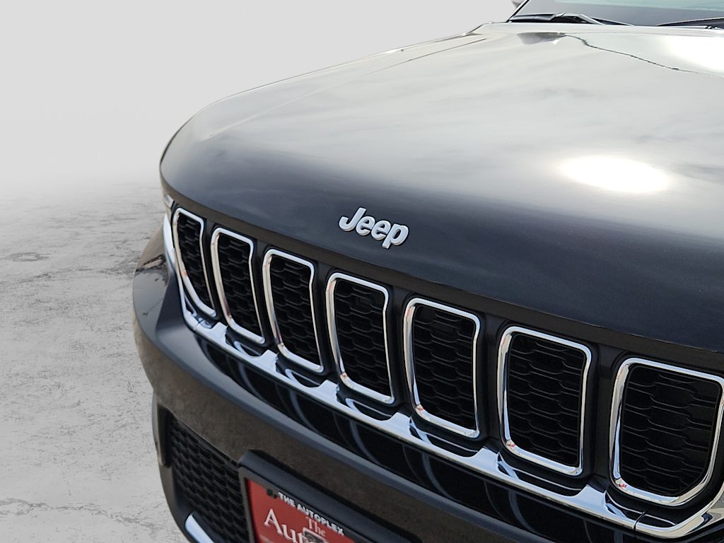 Thumbnail: 2026 Jeep Grand Cherokee - 22