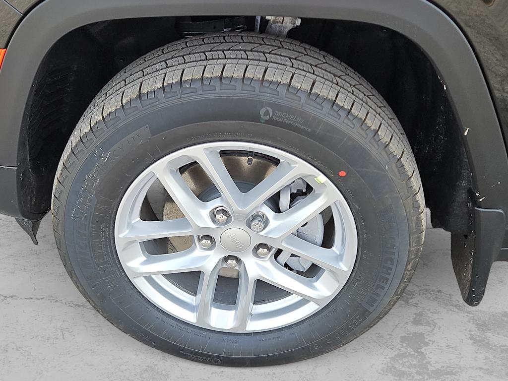 Thumbnail: 2026 Jeep Grand Cherokee - 7