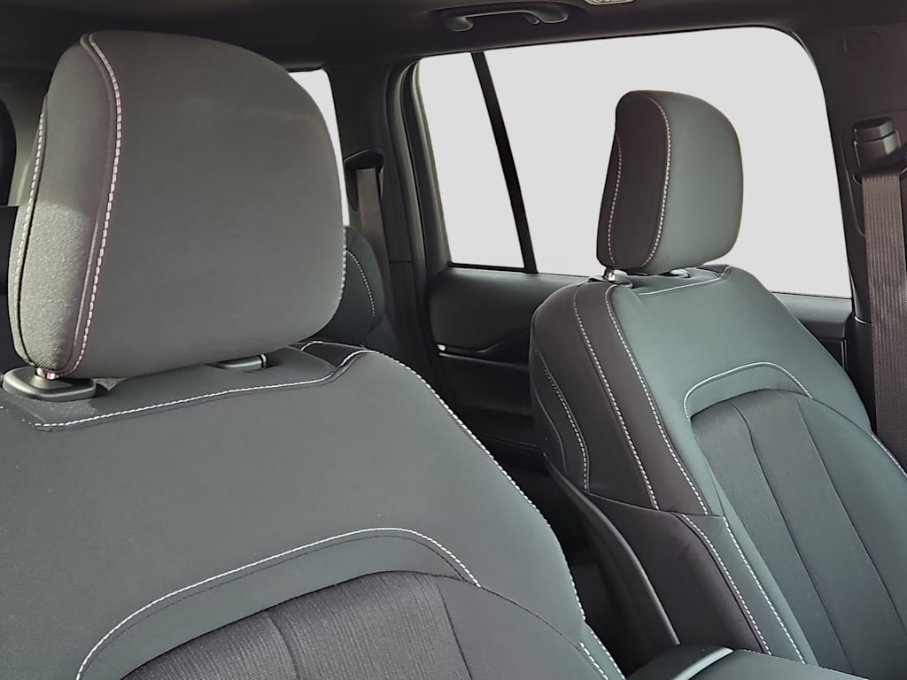 Thumbnail: 2026 Jeep Grand Cherokee - 10