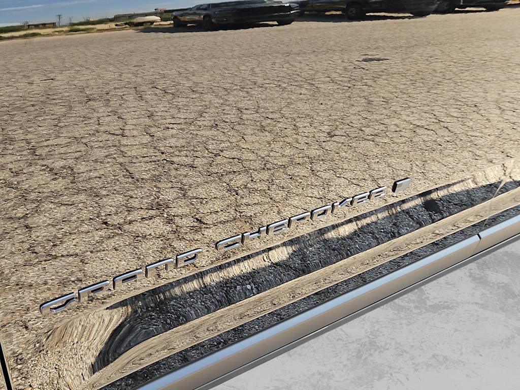 Thumbnail: 2026 Jeep Grand Cherokee - 6