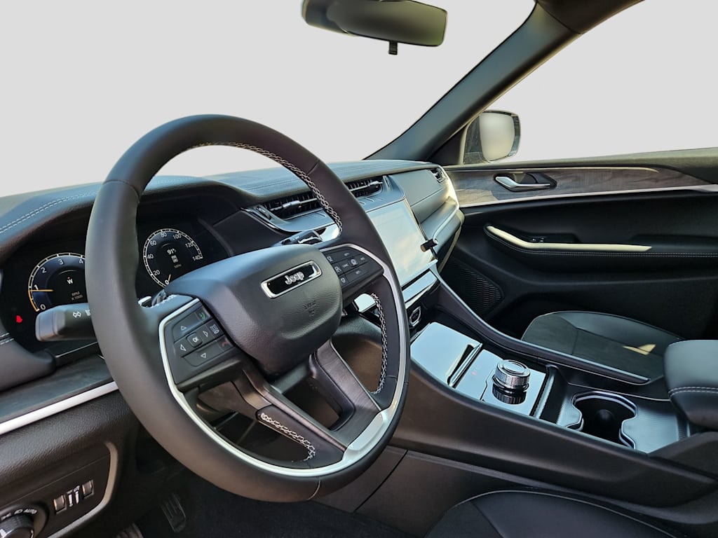 Thumbnail: 2026 Jeep Grand Cherokee - 2