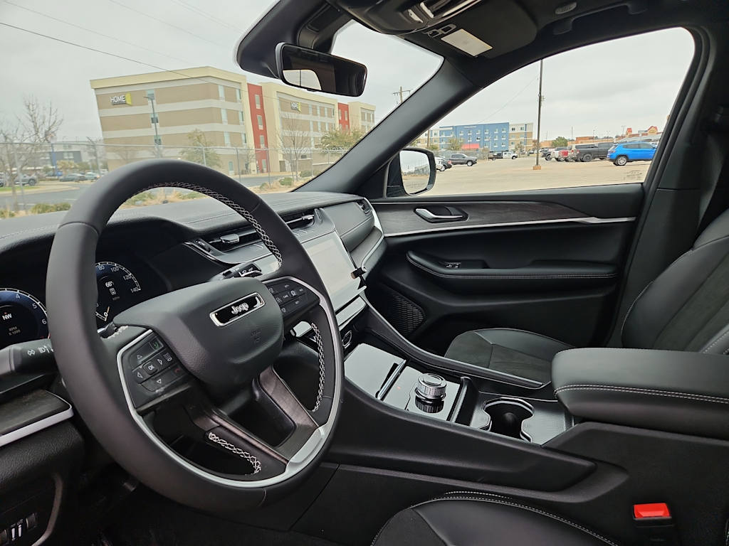 Thumbnail: 2026 Jeep Grand Cherokee - 2