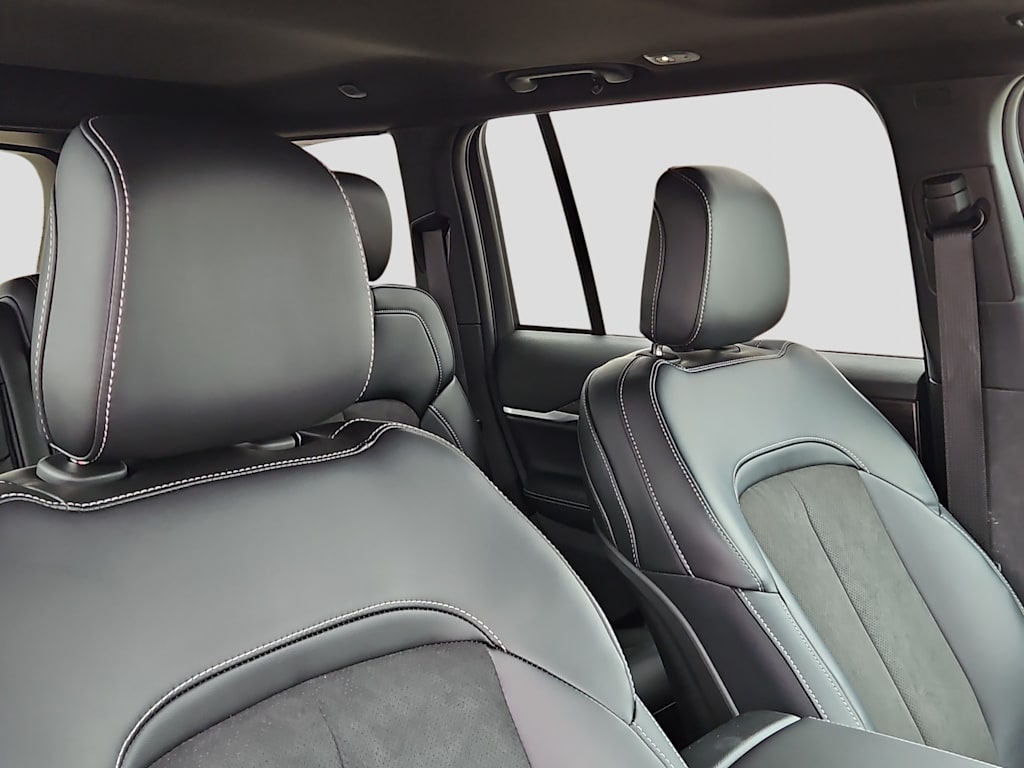 Thumbnail: 2026 Jeep Grand Cherokee - 11