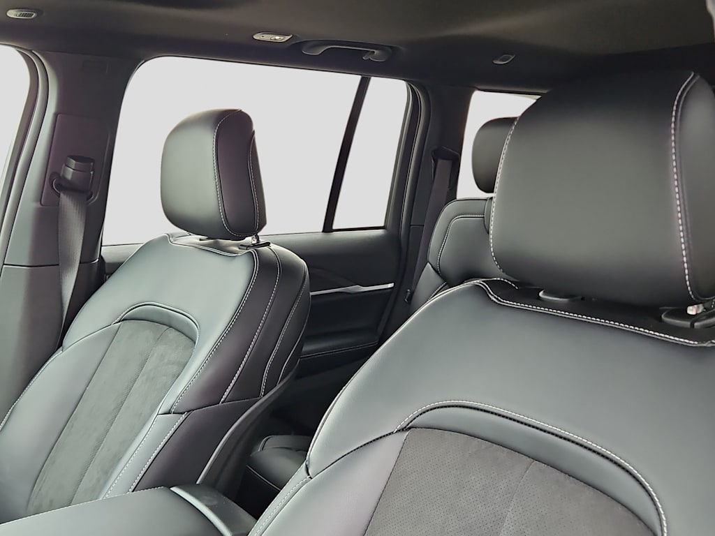 Thumbnail: 2026 Jeep Grand Cherokee - 10