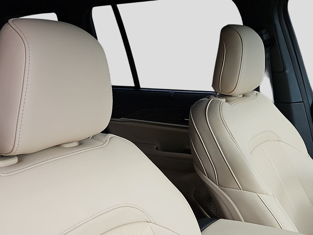 Thumbnail: 2025 Jeep Grand Cherokee - 6