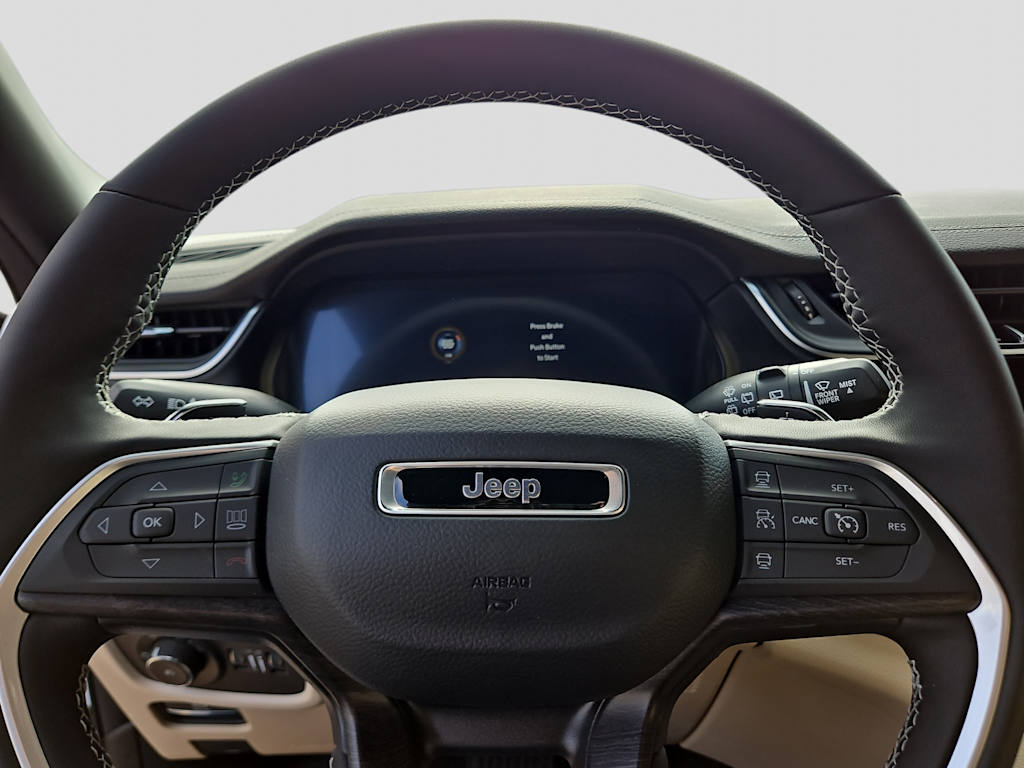 Thumbnail: 2025 Jeep Grand Cherokee - 14