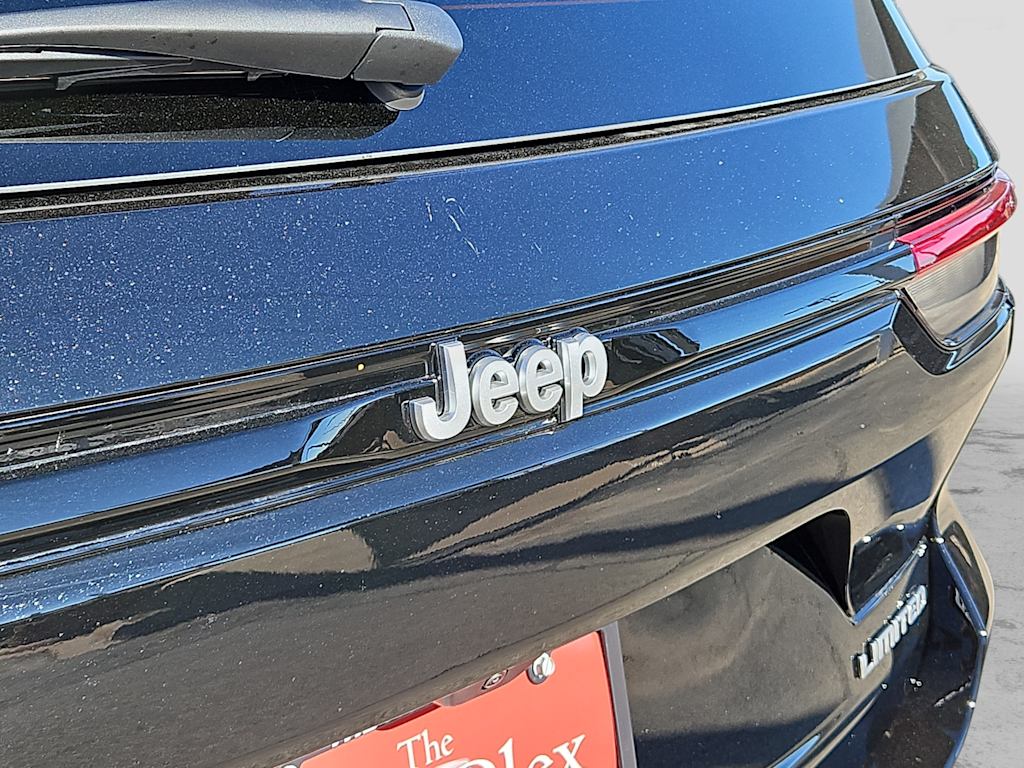 Thumbnail: 2025 Jeep Grand Cherokee - 7