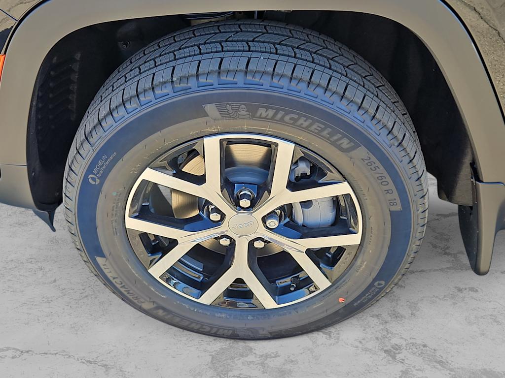 Thumbnail: 2025 Jeep Grand Cherokee - 8