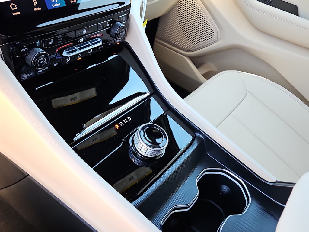 Thumbnail: 2025 Jeep Grand Cherokee - 14