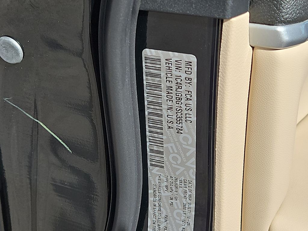 Thumbnail: 2025 Jeep Grand Cherokee - 17