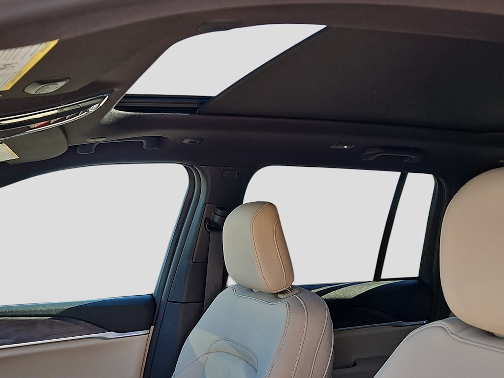 Thumbnail: 2025 Jeep Grand Cherokee - 23