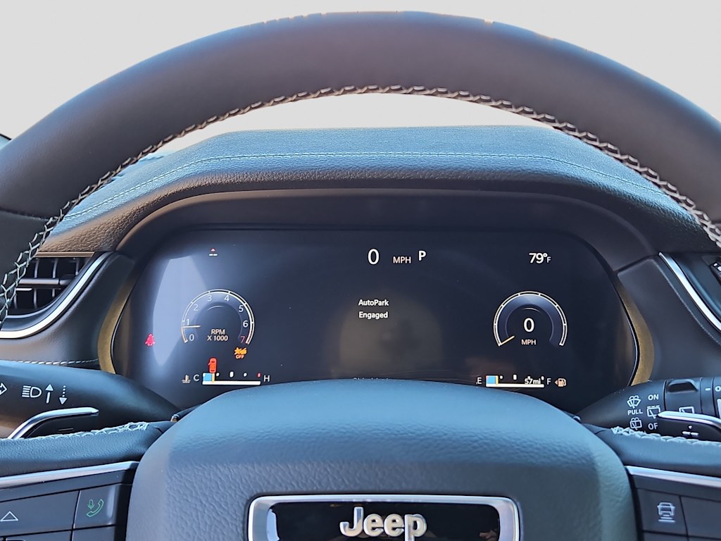 Thumbnail: 2025 Jeep Grand Cherokee - 13