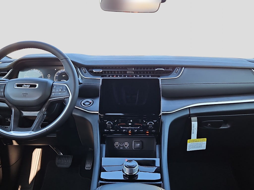 Thumbnail: 2025 Jeep Grand Cherokee - 9