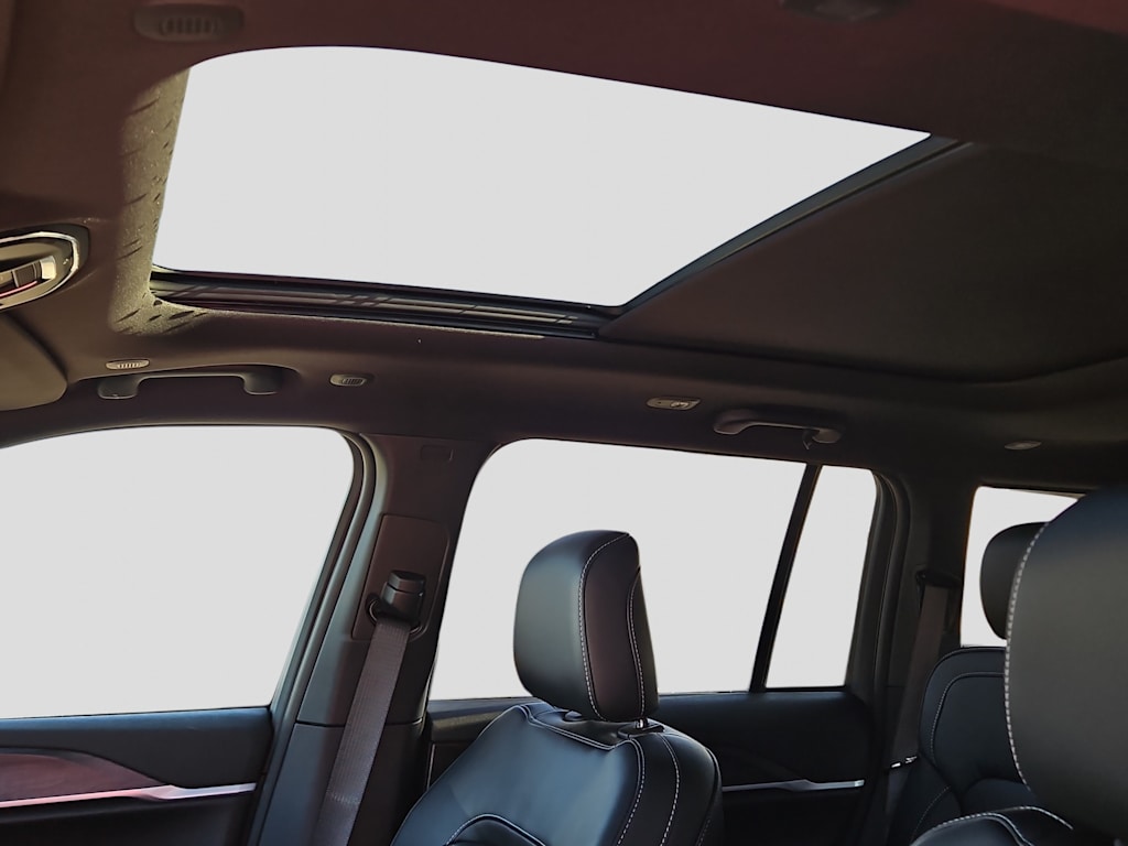 Thumbnail: 2025 Jeep Grand Cherokee - 23