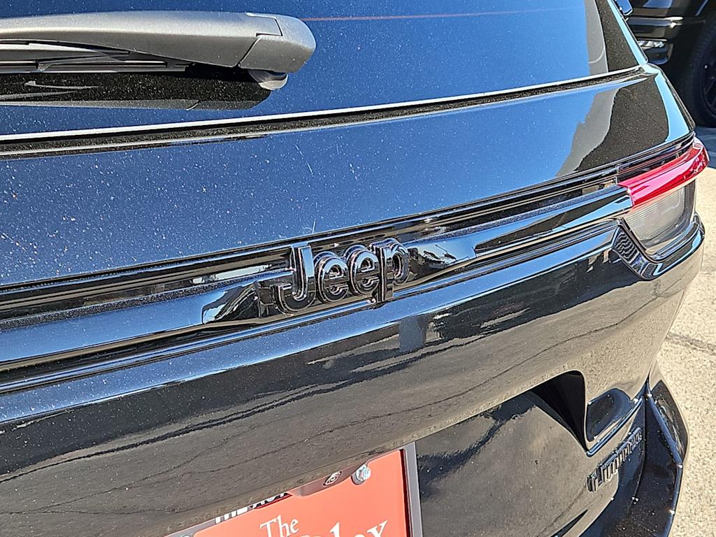 Thumbnail: 2025 Jeep Grand Cherokee - 7