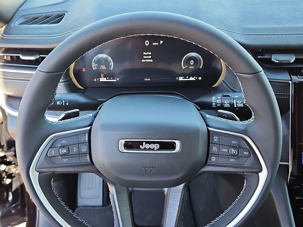 Thumbnail: 2025 Jeep Grand Cherokee - 12