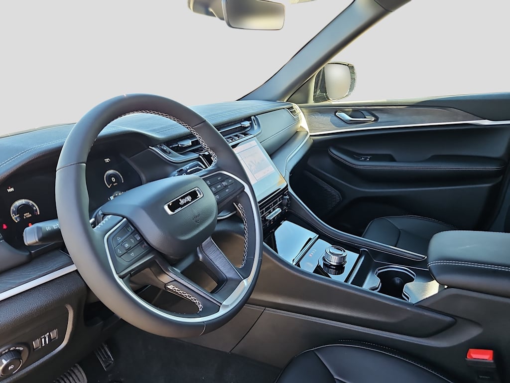 Thumbnail: 2025 Jeep Grand Cherokee - 2