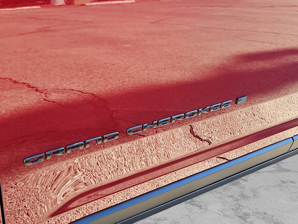 Thumbnail: 2025 Jeep Grand Cherokee - 21