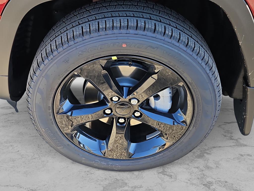 Thumbnail: 2025 Jeep Grand Cherokee - 8