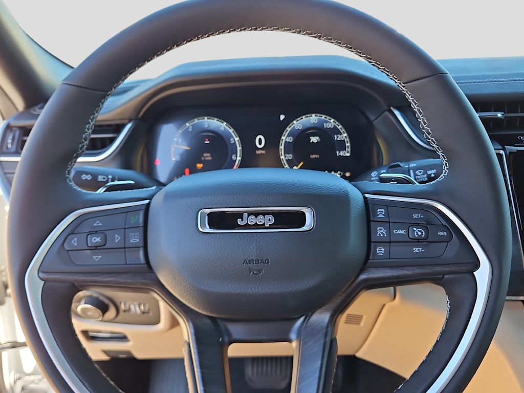 Thumbnail: 2025 Jeep Grand Cherokee - 12