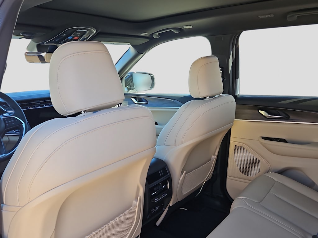 Thumbnail: 2025 Jeep Grand Cherokee - 11