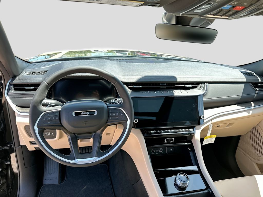Thumbnail: 2026 Jeep Grand Cherokee - 2